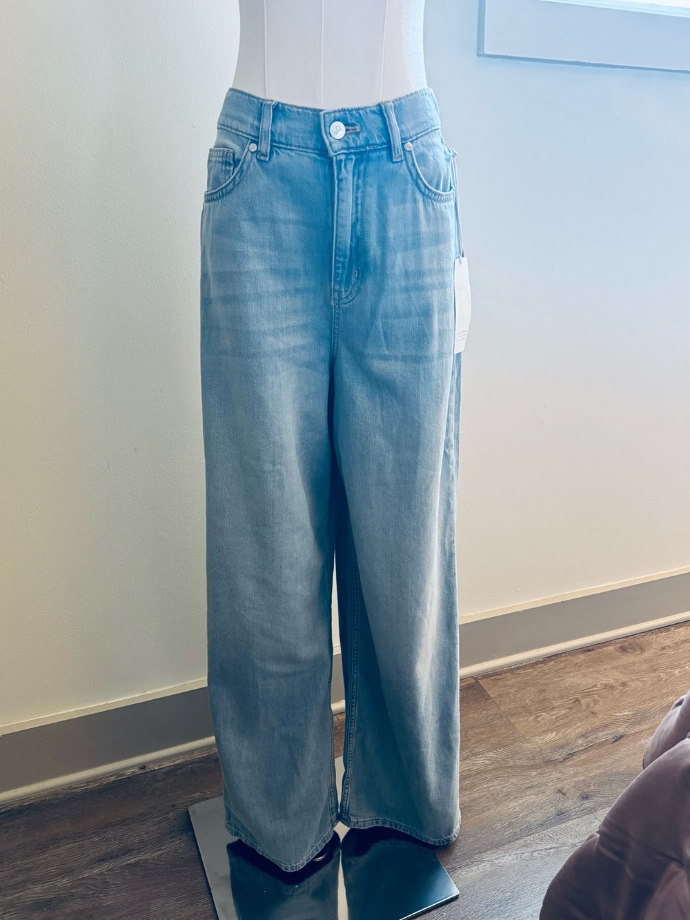 Pilcro Light Blue Wide-Leg High-Rise Jeans 28